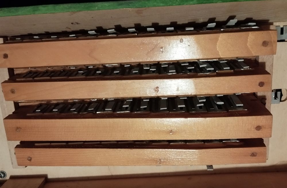 Нужна хорошая гармонь? Тогда это она. Беларусь,чётырехголосая.