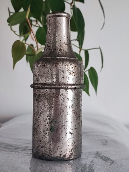 Pojemnik podróżny na butelkę wody kolońskiej początek XX wieku retro