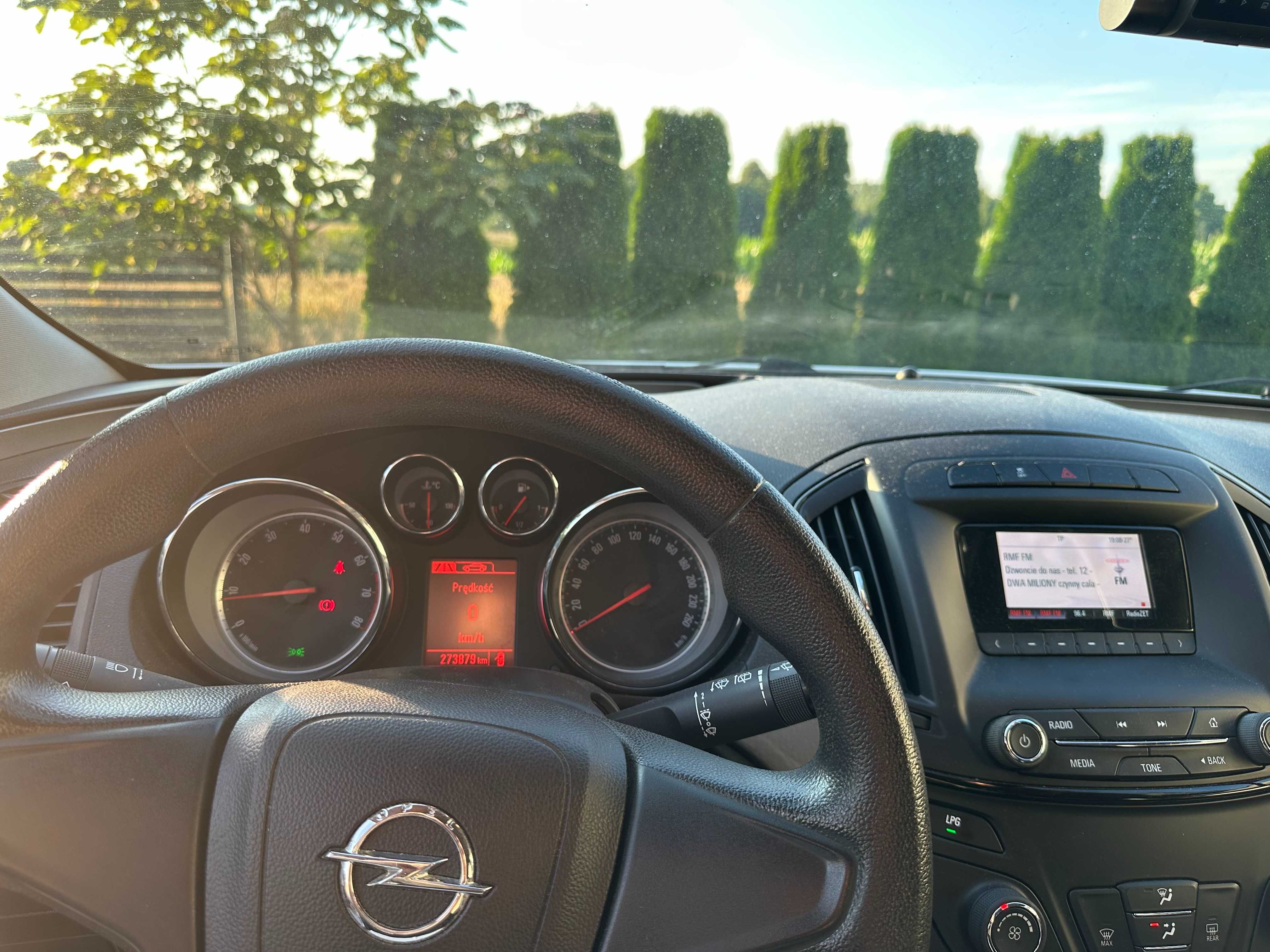 Opel Insignia 1.4T 2014