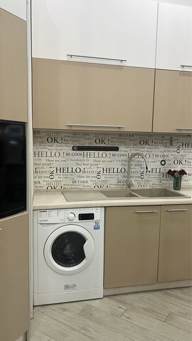 Продам 2-кімнатну квартиру, лівий берег Бажова (Енеїди), від власника