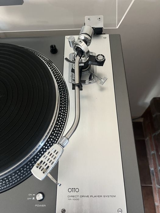 Gramofon OTTO TP-1000
