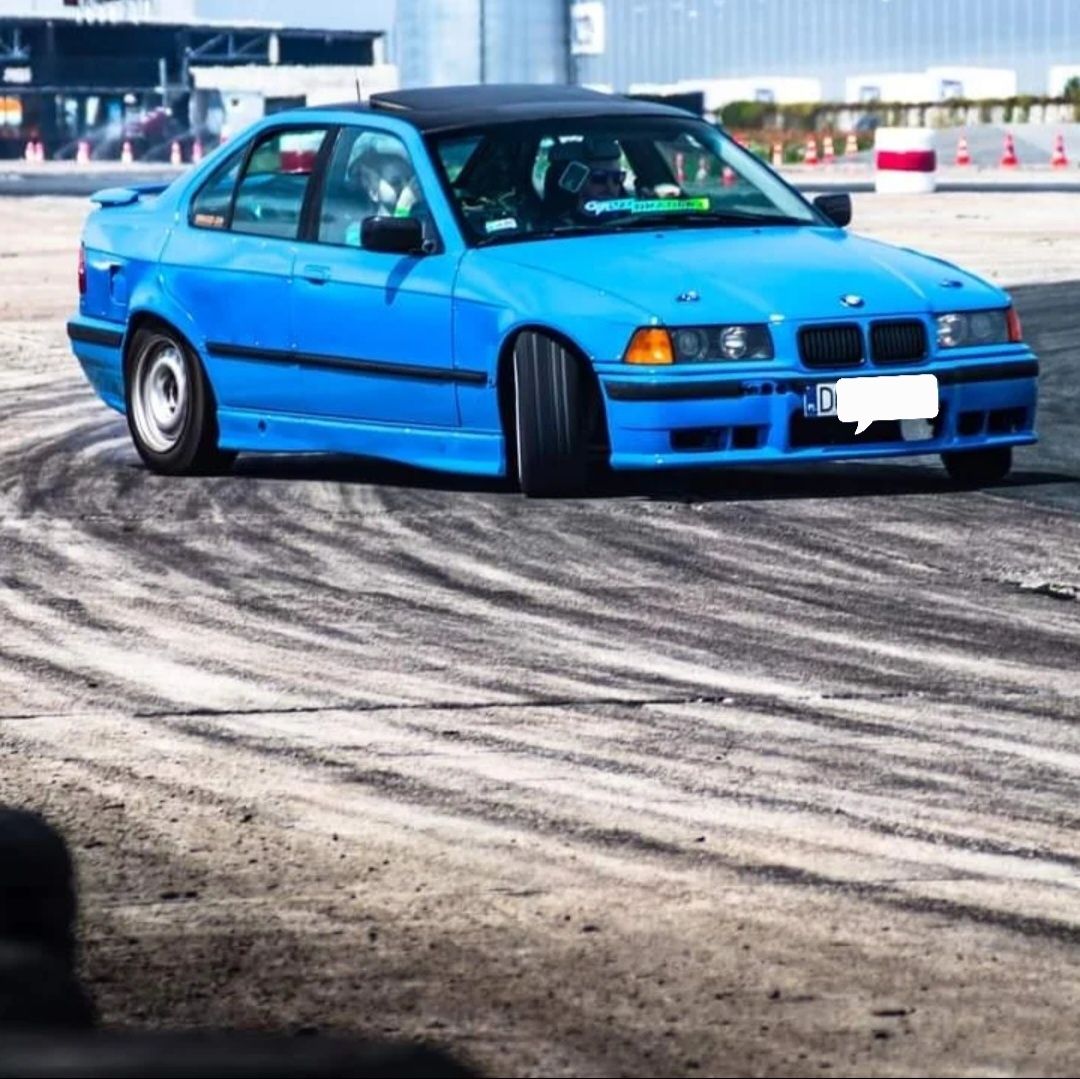 BMW e36 323i zdrowa buda drift spec m52b25