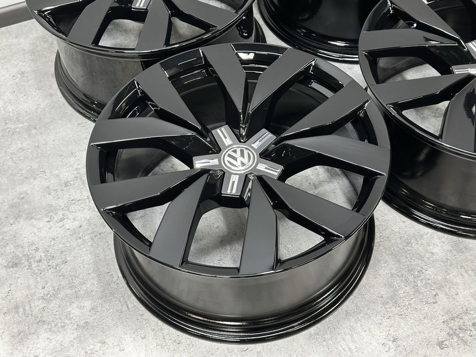 Оригінальні диски Volkswagen VW Touareg Montero 5x112 R20. 760601025C