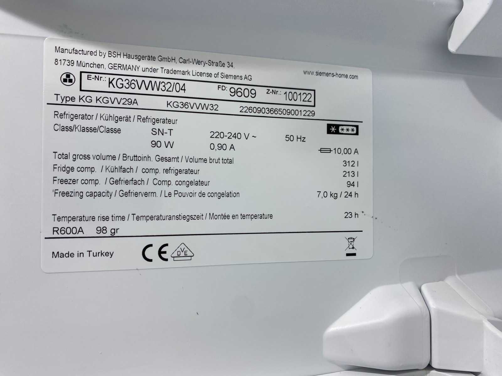 Холодильник з морозильною камерою Siemens  KG36VVW32 Сіменс з Швеції