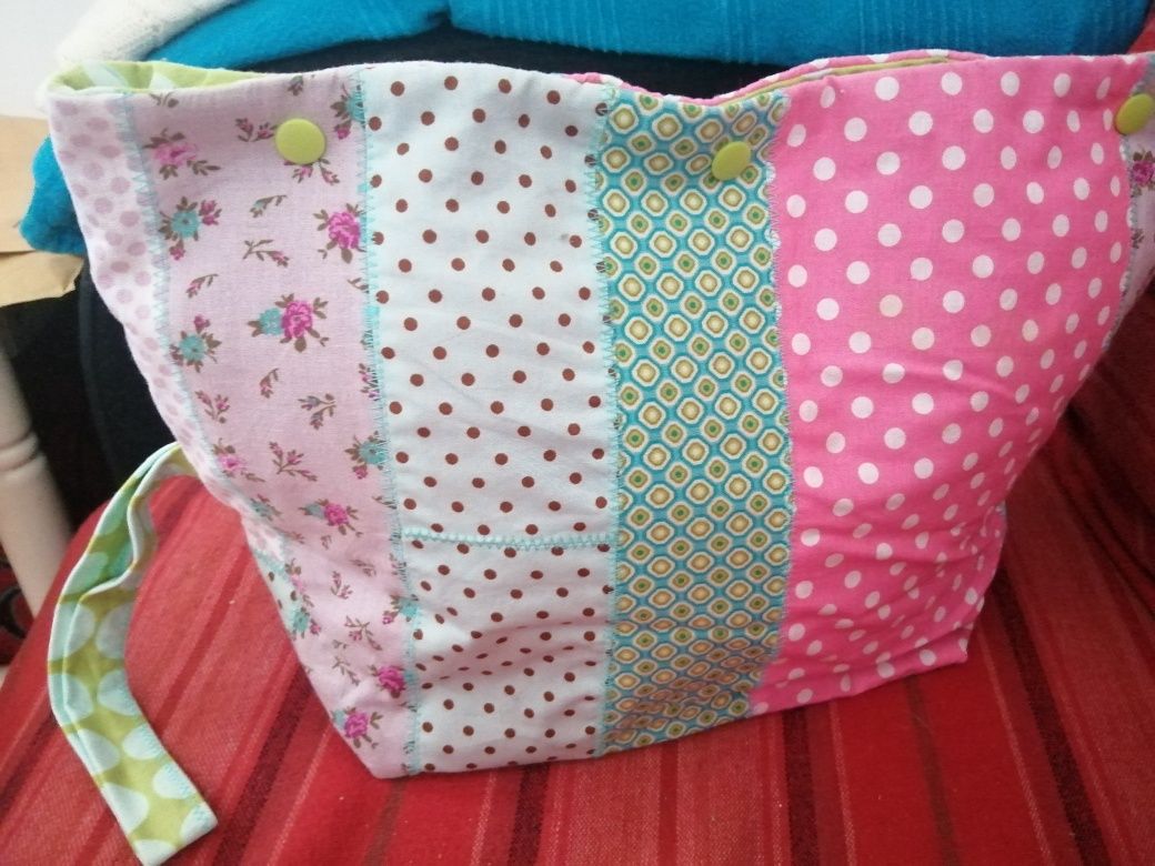 Bolsa p/roupa de bebé