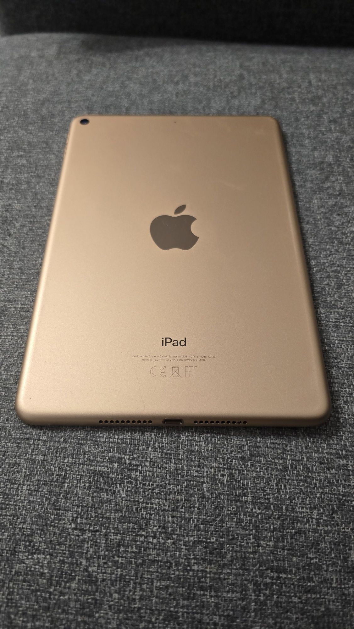 Sprzedam IPad mini 5