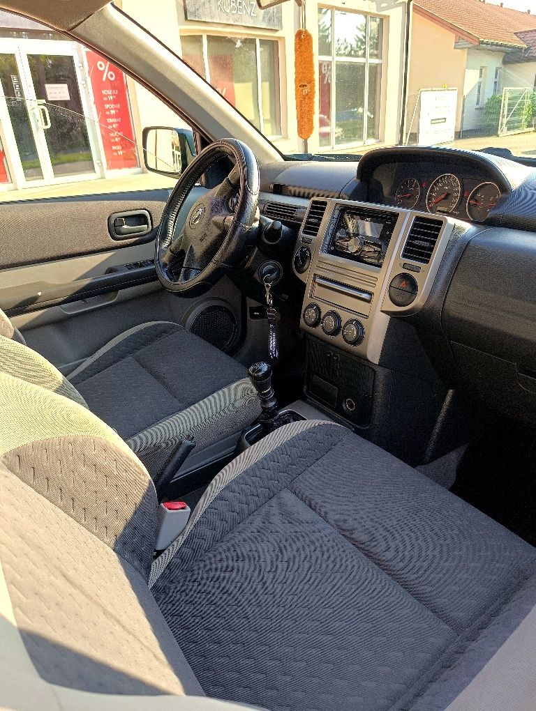 Nissan X-Trail 2.2D 4x4 Orurowany