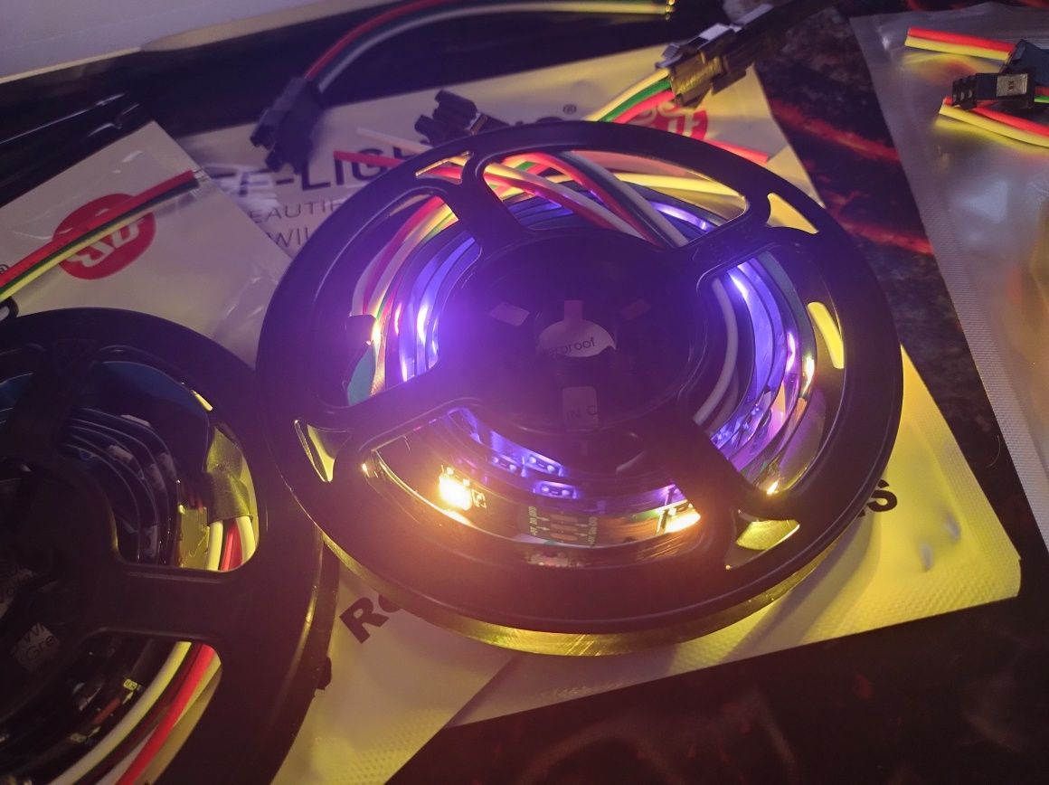 4 metry taśmy LED RGB ws2812b programowalne 30 led/metr