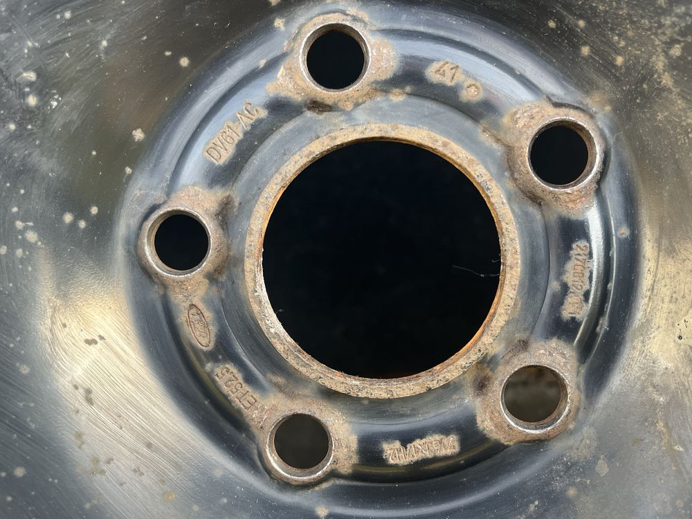 Kola 17 z oponami zimowymi 5x108 ford s-max