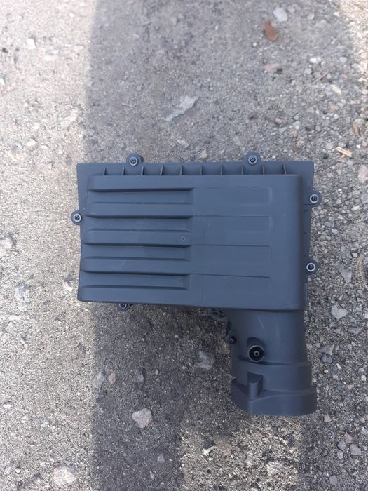 Корпус повітряного фільтра vw tiguan 17-