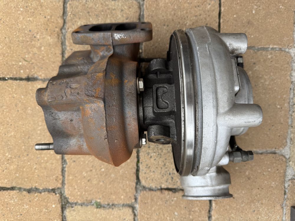 Turbosprężarka Deutz Fendt 936 BorgWarner