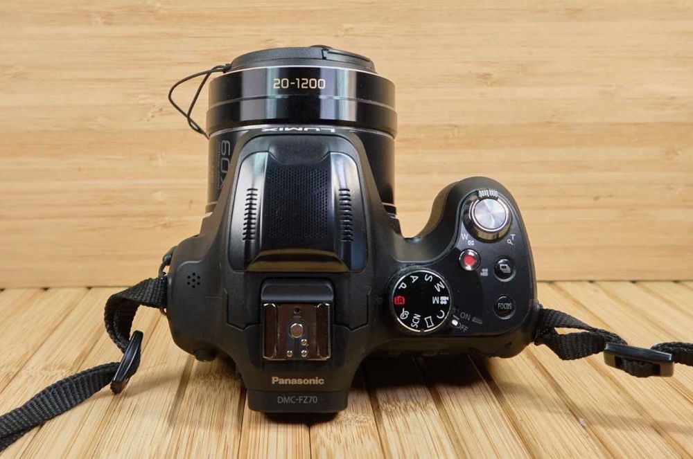 Panasonic Lumix DMC-FZ70 - Perfeito Funcionamento
