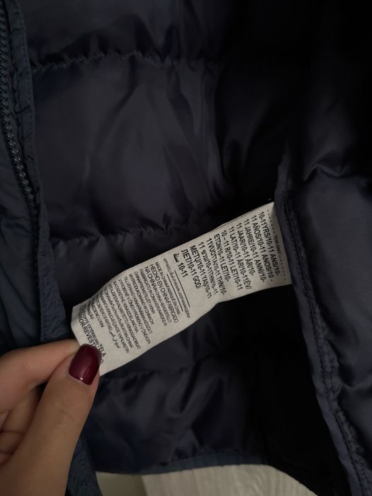 Under Armour szara kurtka pikowana przejsciówka dziecięca 140 146