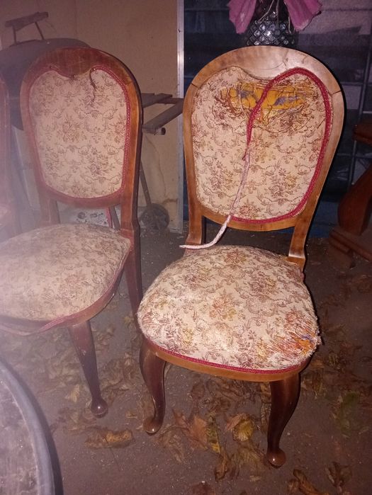 Stare krzesła do remontu sprzedam 3 szt