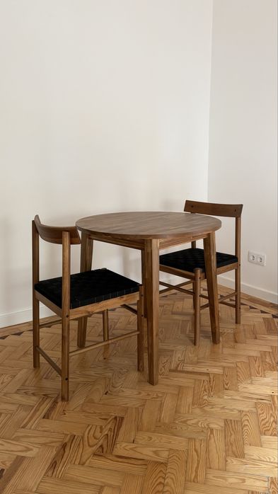 Mesa + 2 cadeiras IKEA