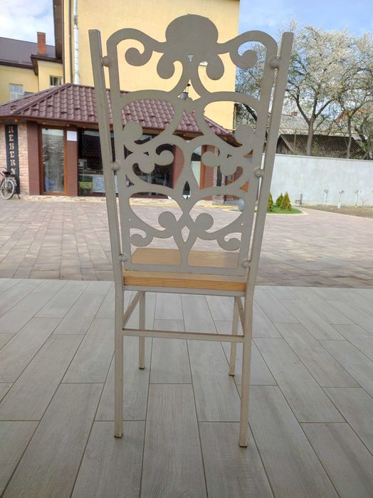 Стілець метал-дерево