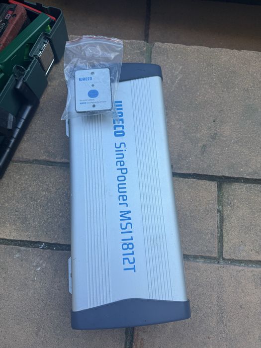 Przetwornica do kampera/ przyczepy WAECO SinePower MSI 1812T