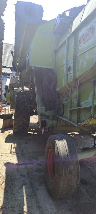 Комбайн claas CLAAS