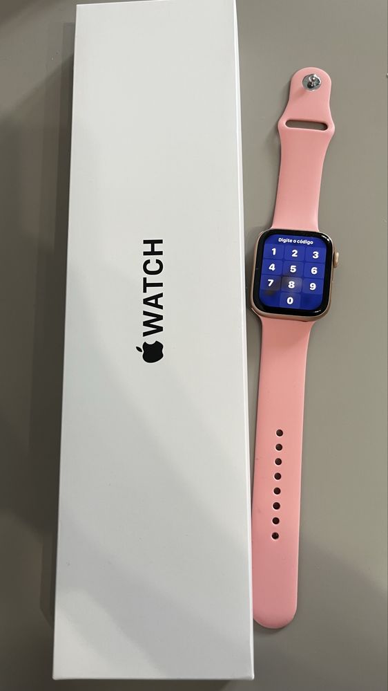 Apple Watch 44 SE Rose Gold