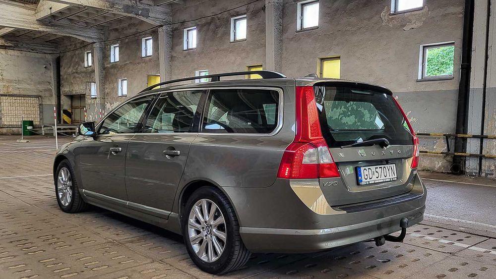 Volvo V70 2011 r.  Super stan bezwypadkowy
