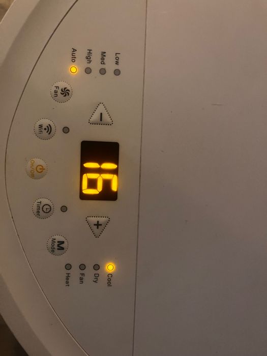 Ar Condicionado Portátil Daitsu APD-12FCX – 12.000 BTU – Como Novo
