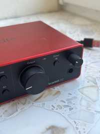 Interfejs audio Focusrite Scarlett 2i2 4 generacja