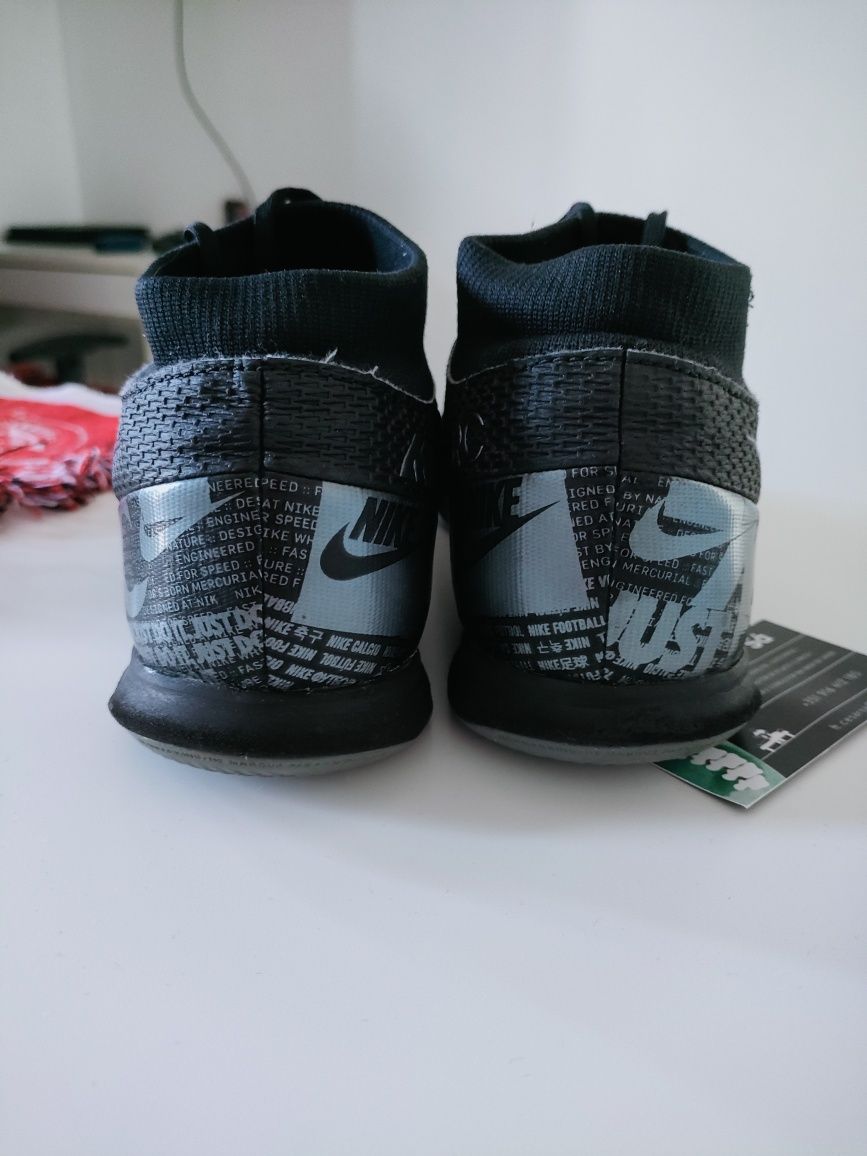 Sapatilhas Futsal Nike Mercurial Superfly