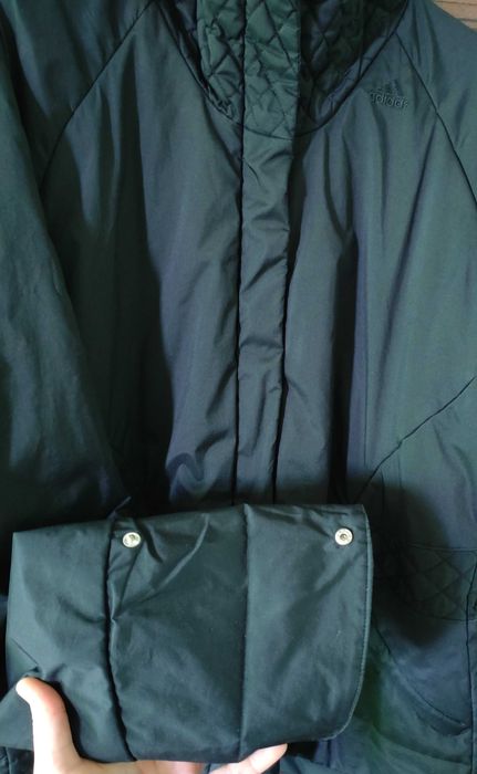 Czarna taliowana kurtka Adidas - rozm. 44 (16 UK)