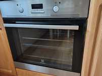 Piekarnik srebrny do zabudowy Electrolux 60 cm