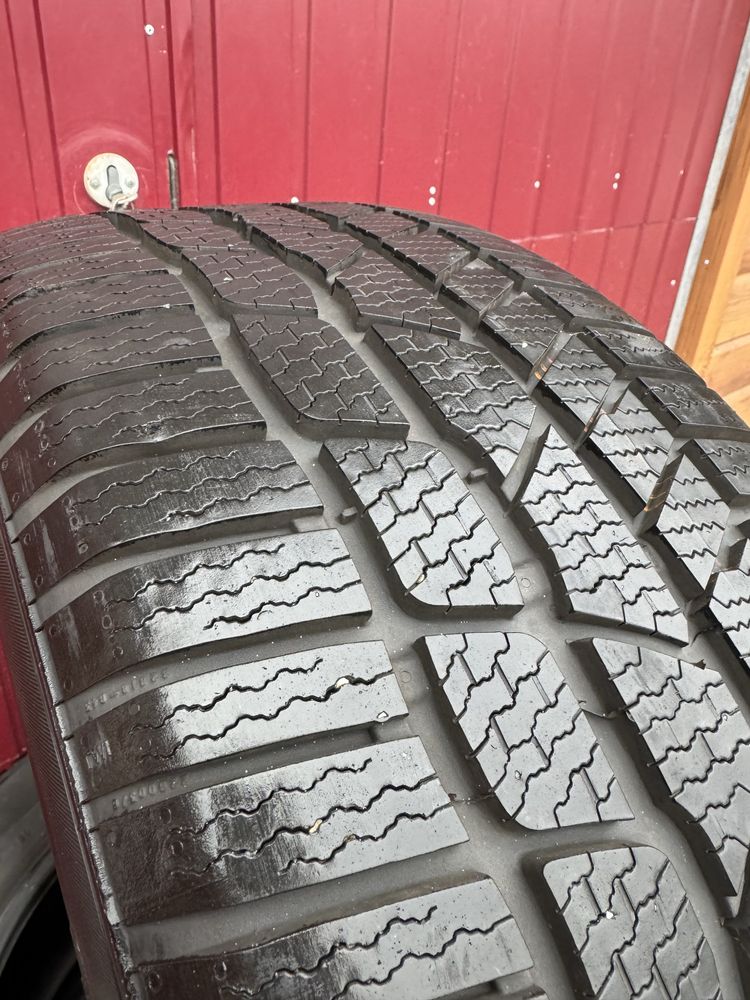 Зимова Гума 245/50 R18 Continental ContiWinterContact TS830P