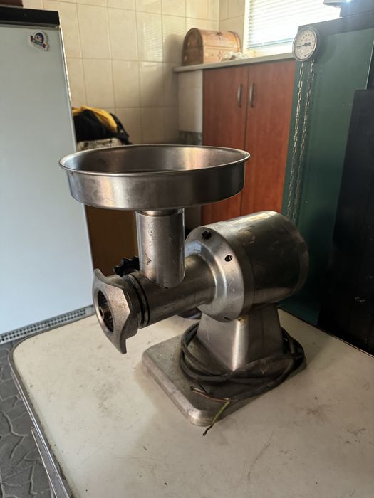 Мясорубка электрическая fimar 220 380 вольт