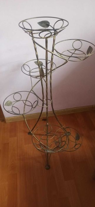 Подставка для цветов