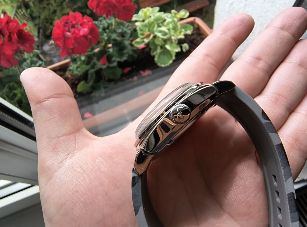 Zegarek San Martin jak pam, wyprzedany model, stan idealny