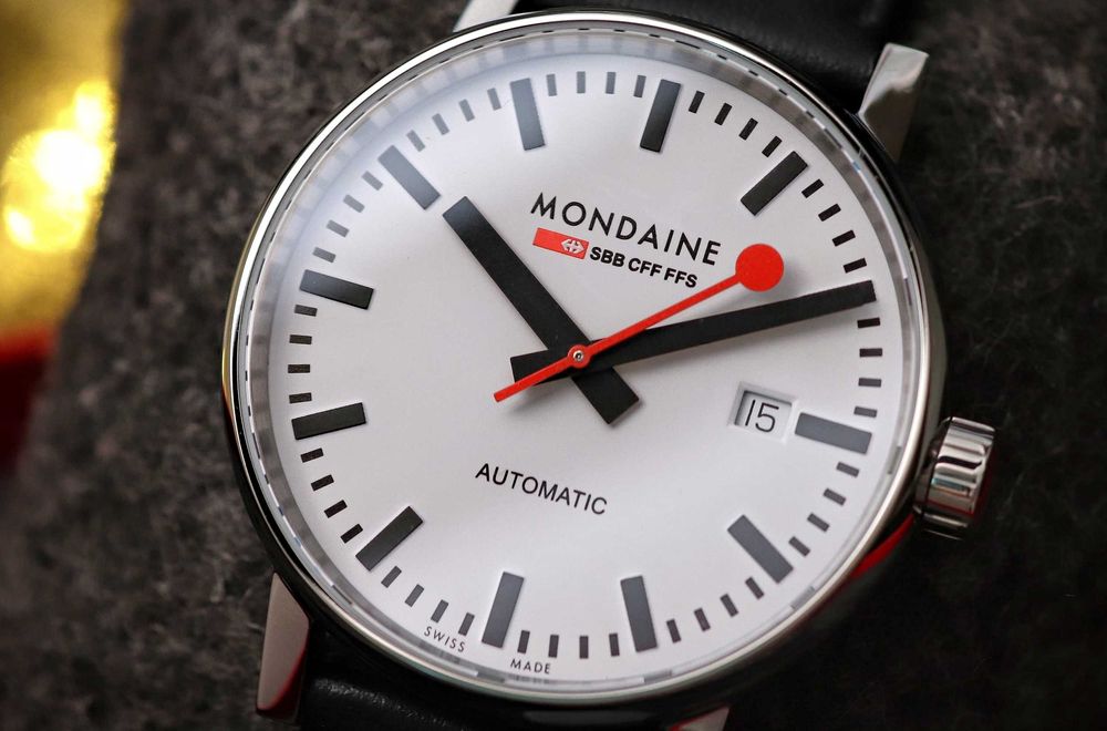 Mondaine MSE.40610.LB evo2 - Automatic Sellita SW200 Swiss Made