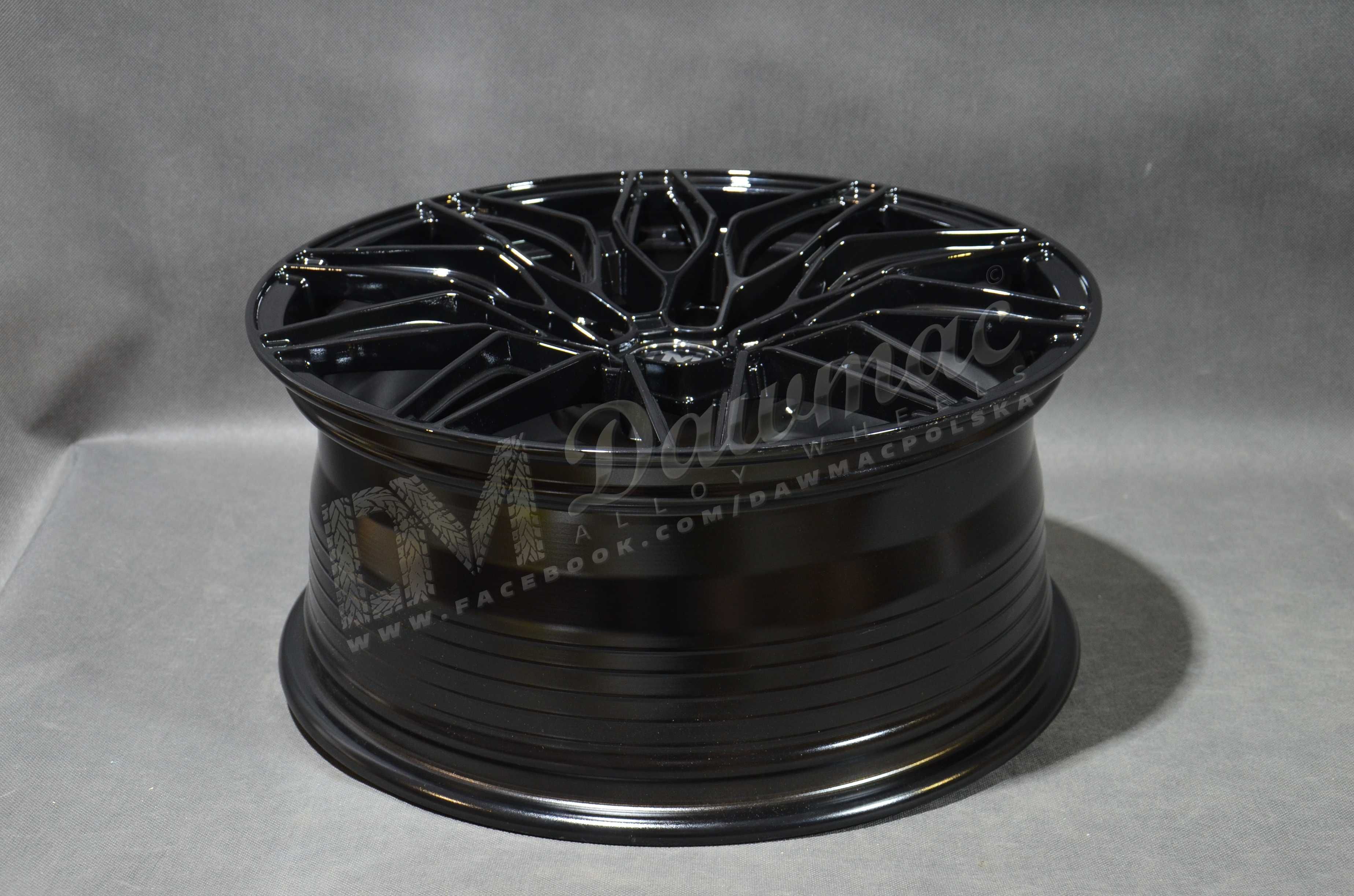 Felgi aluminiowe DM05 Flow Forming 18" 8J ET30 5x112 Black