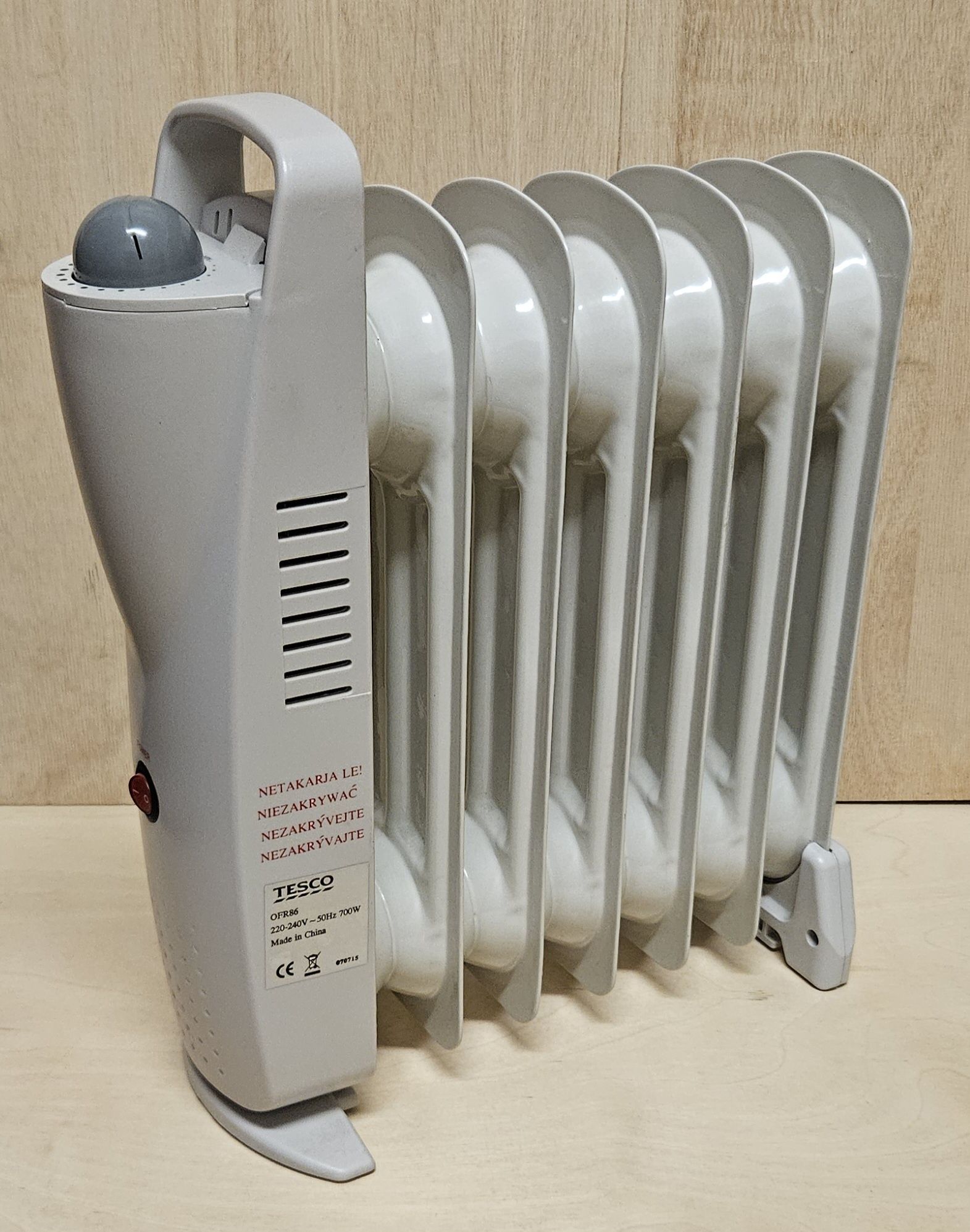 Grzejnik olejowy 700W  !!NOWY!!