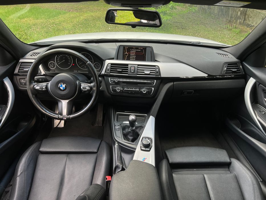 BMW 318 d Touring Pack M