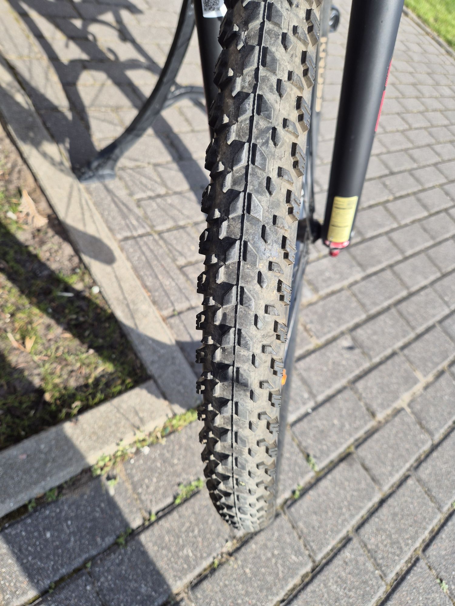 Rower górski MTB Kross Lea 8.0. koła 29 cali jeżdżony jeden sezon