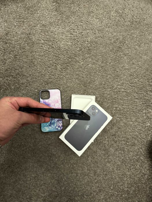 iPhone 13 • 128GB • Czarny/Midnight • Bateria 100% • Pudełko