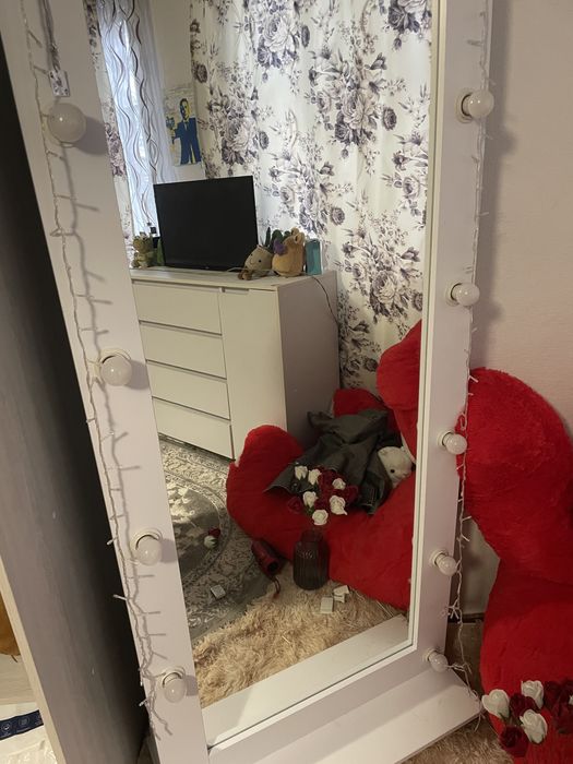 Зеркало с подсветкой