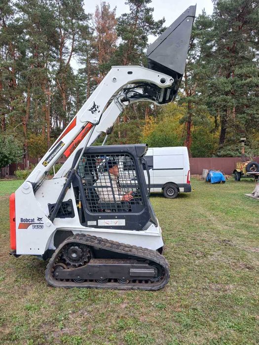 Продам навантажувач BOBCAT T450