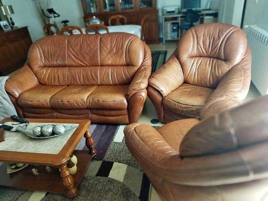 Sofá em pele 3un