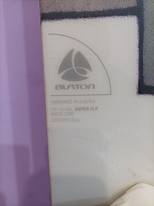 Продам Сноуборд Burton з чохлом Rossignol