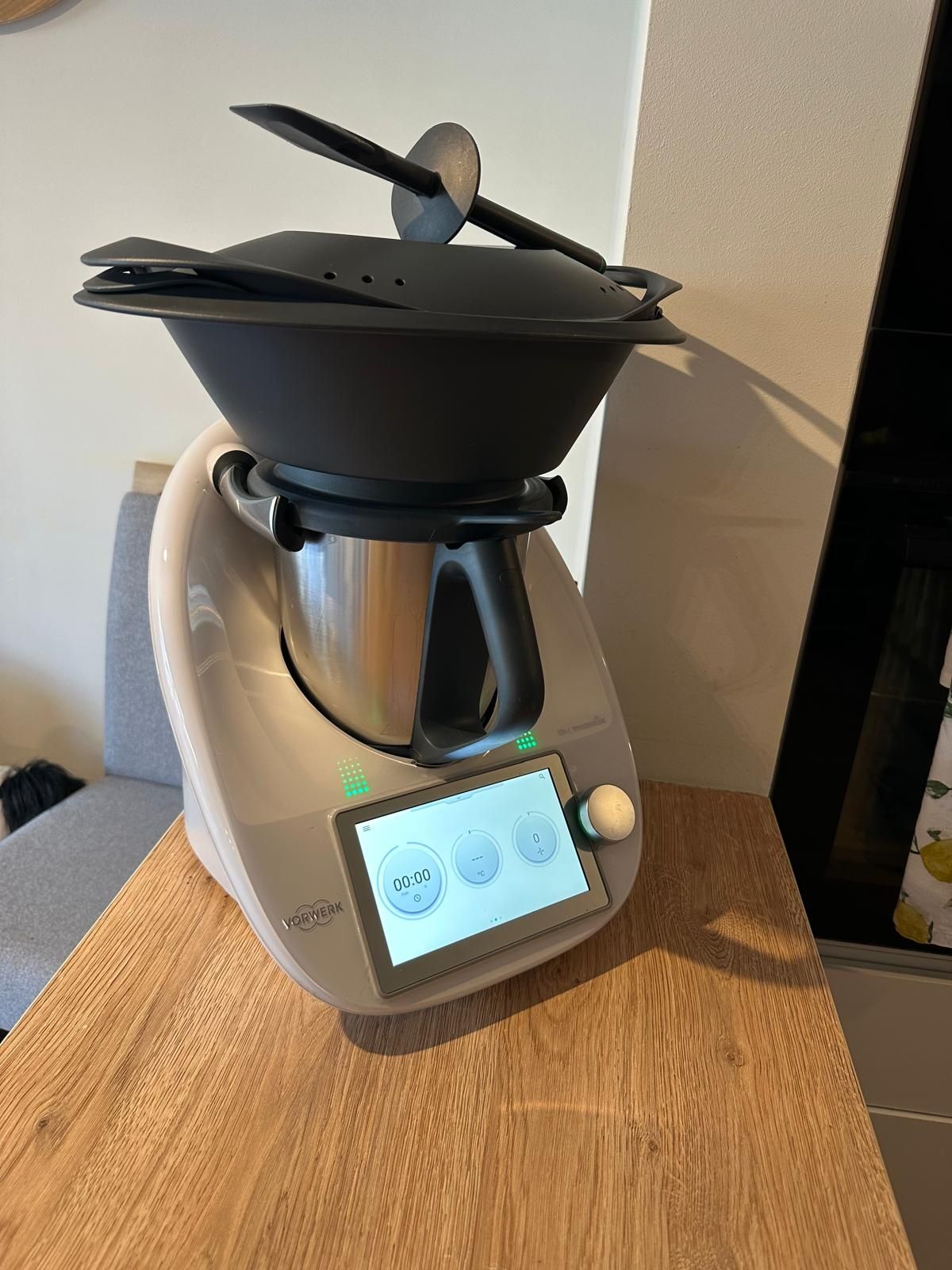 Sprzedam Thermomix TM6