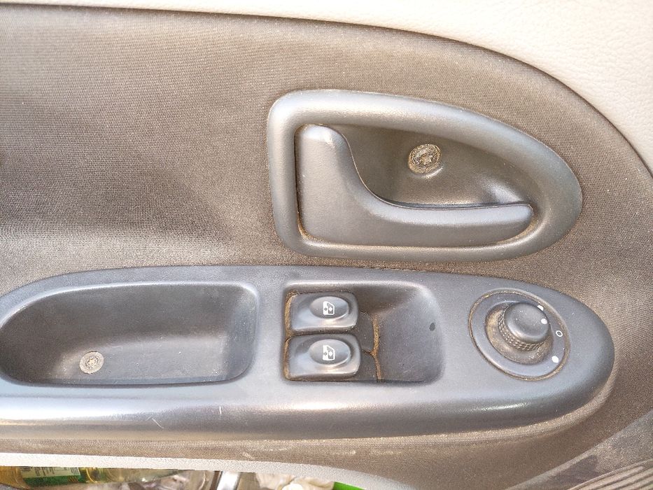 Рено  Симбол 2007