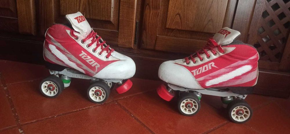 Botas hóquei TOOR 39