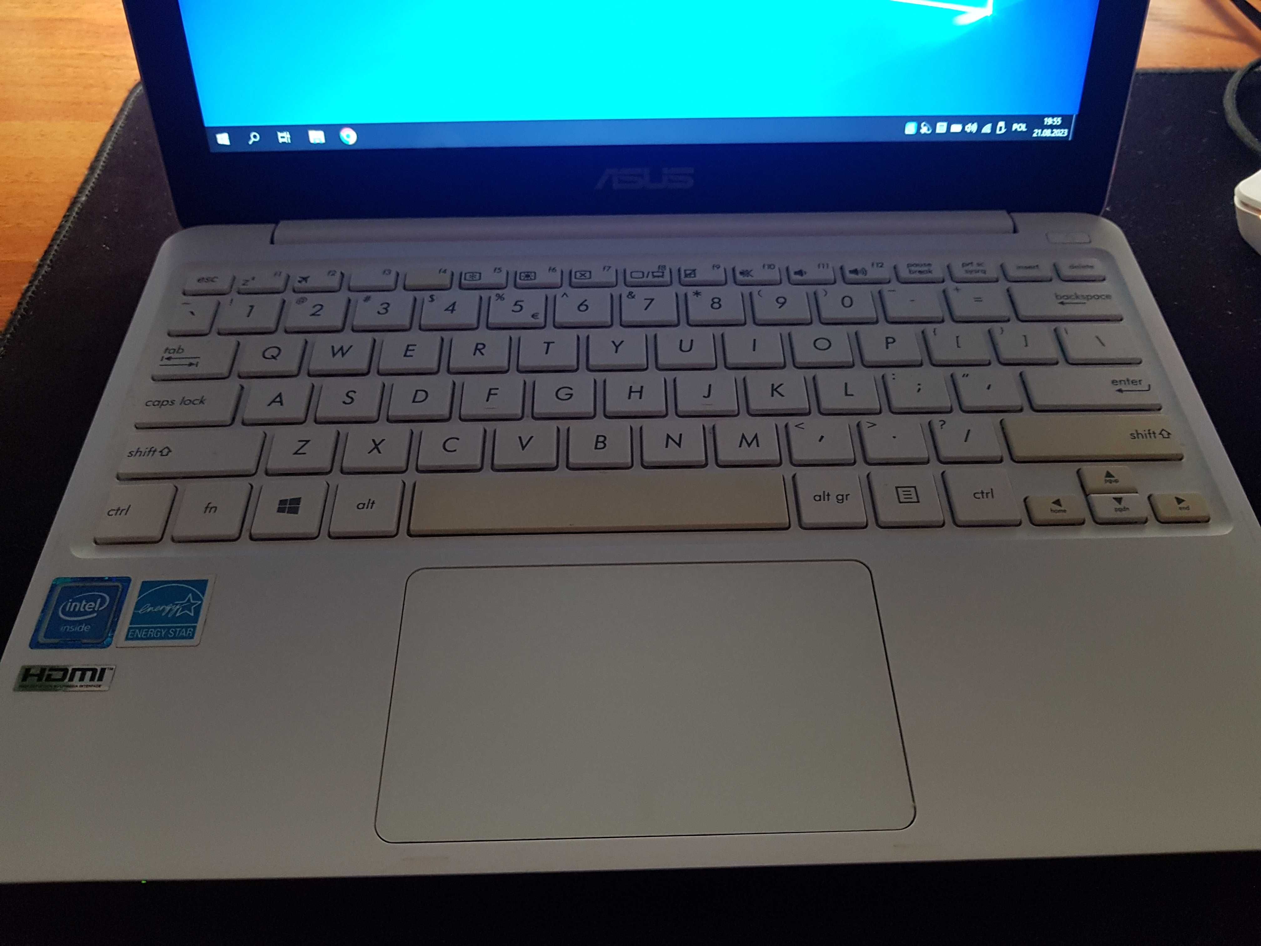 Laptop ASUS E200H Intel Atom Windows 10