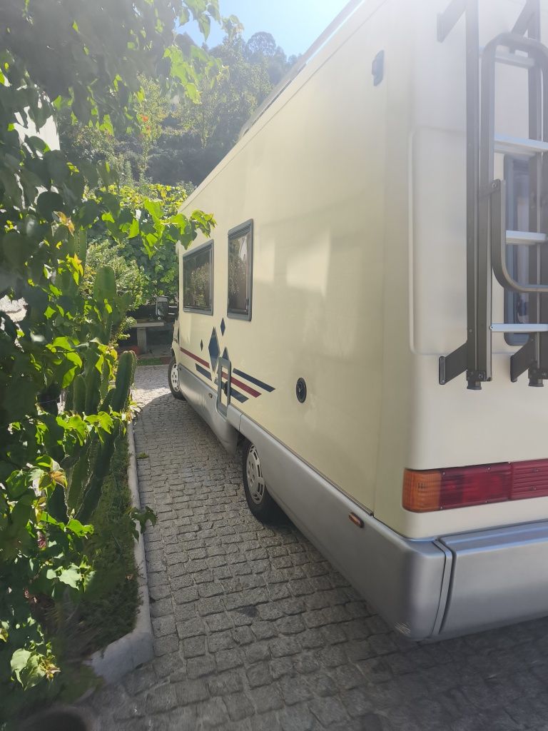 Autocaravana perfilada venda ou troca