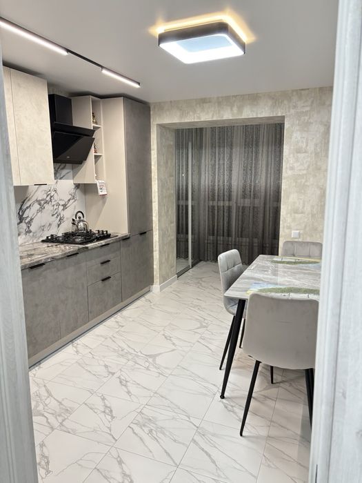 Здаю 1 кімнатну квартиру в жк (сімейний)