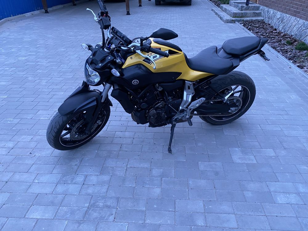 Yamaha mt 07. 2016 рік